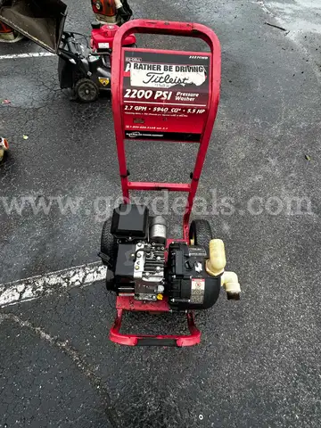 Pressure Washer Stand and Water Sub Pump