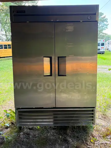 Two Door Stainless Cooler/Refrigerator