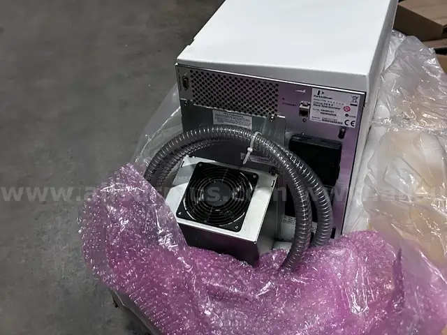 PerkinElmer Clarus SQ8S Mass Spectrometer with Edwards Dual-Stage Rotary Vane Vacuum Pump