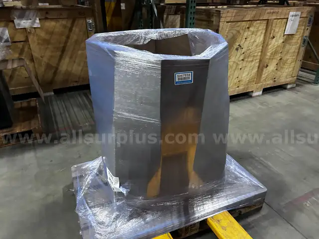 Miscellaneous Electronics in a Gallord Box