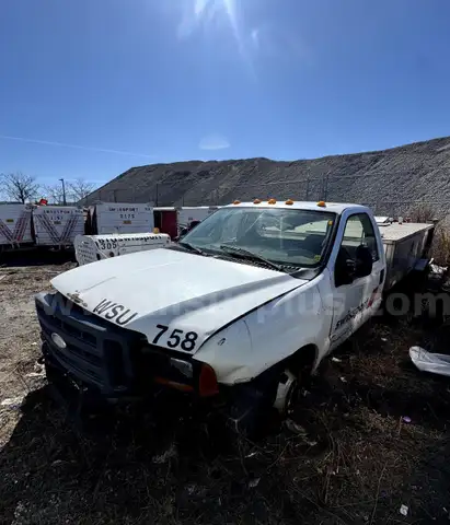 2007 Ford F-350 SD XL DRW 2WD