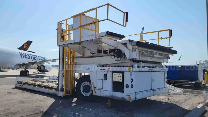 2001 JBT/OSHKOSH AEROTECH TITAN60 MAIN DECK LOADER