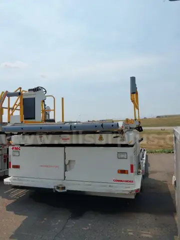 2000 JBT COMMANDER15 LOWER DECK LOADER