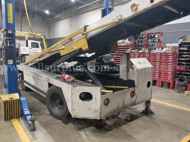 2000 TEXTRON/TUG/DOUGLAS 660-1 CONVEYOR BELT LOADER