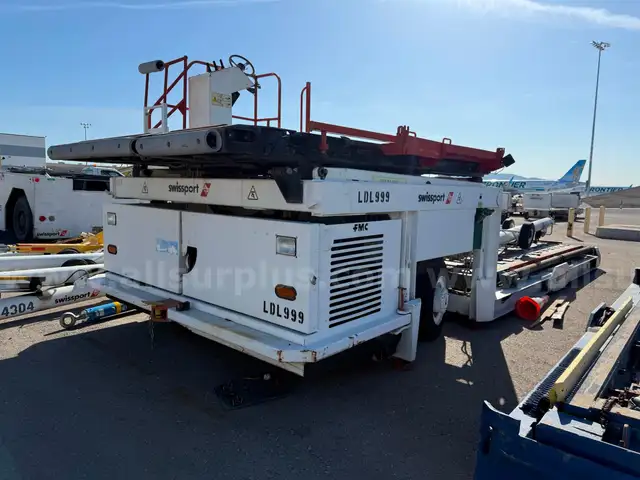 2007 JBT/OSHKOSH AEROTECH COMMANDER15i LOWER DECK LOADER