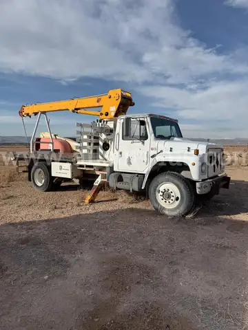 1989 International Crane Truck S Series G1954