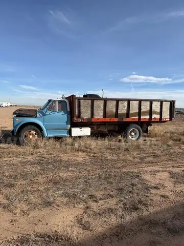 Chevrolet C-50 Dump Truck