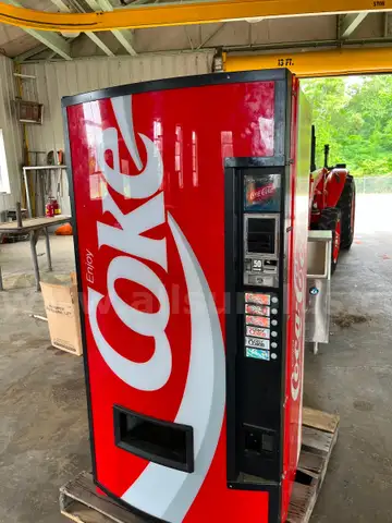Vending Machine, Coca Cola, 01C 2806 AA, Qty 1