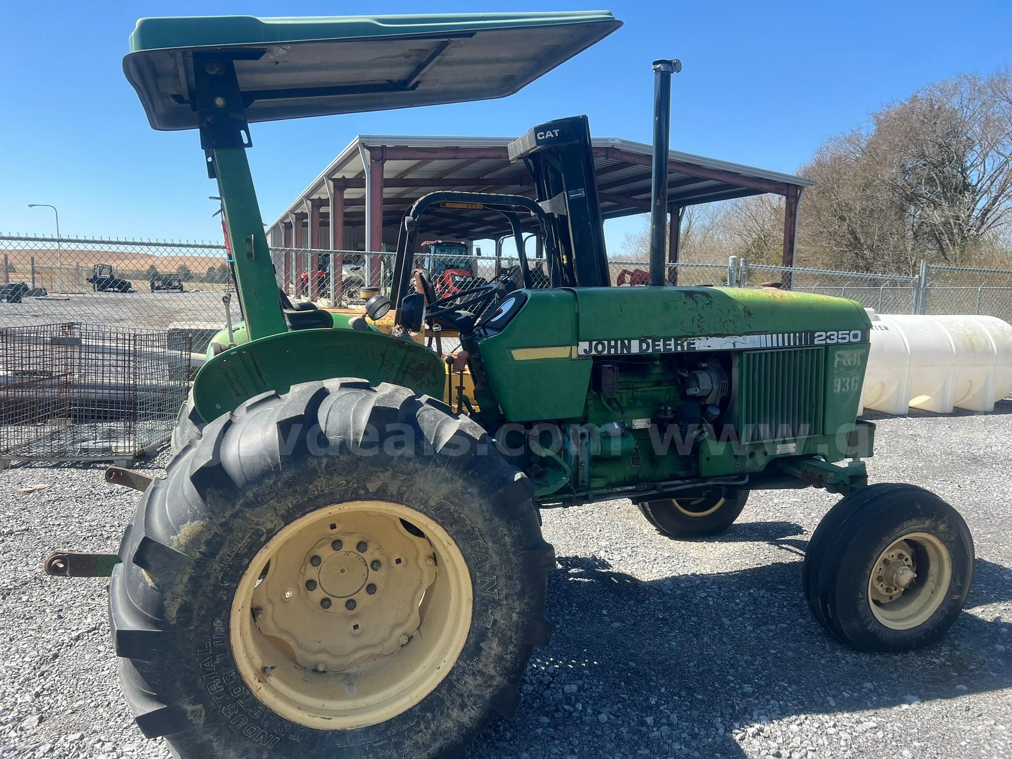 2350 JOHN DEERE TRACTOR | AllSurplus