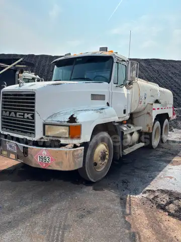 1996 YEAR, MACK, CH613, TRUCK, FUEL, 3000 - 4000 GAL, 6X4&#x9;TV85235