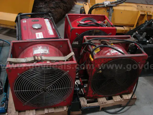 3 smoke ejectors, 3 reels and a Honda generator