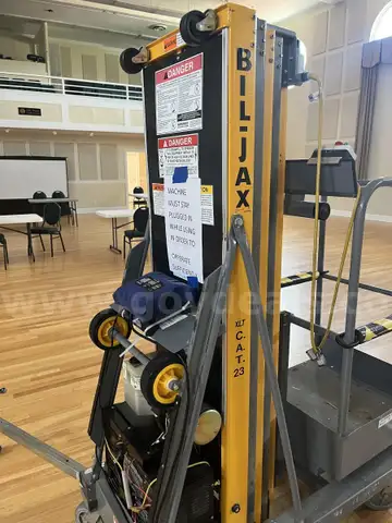 Personnel Lift
