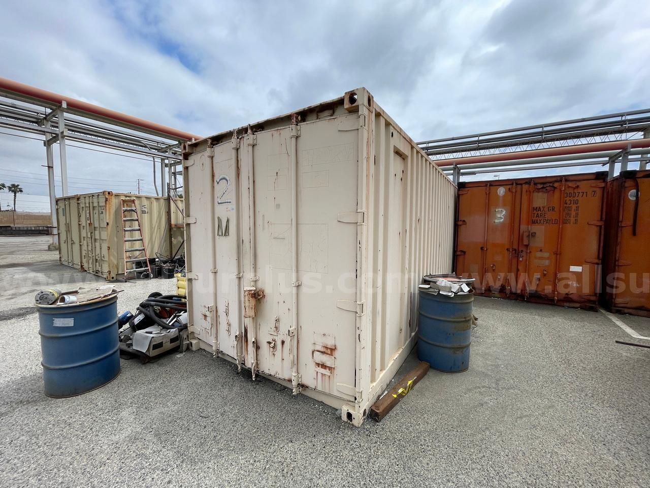 Storage Container w/ Contents, Qty 1 | GovDeals