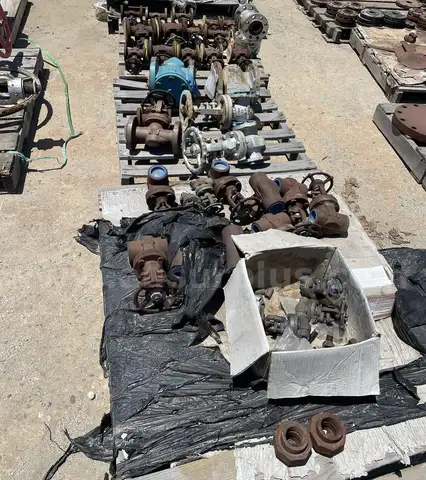 Valves, Seals, Studs, Nuts, Bolts, Plugs, Washers & Tower Hardware, Approx. 50 Pallets