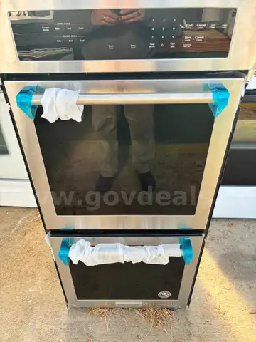 STAINLESS STEEL DOUBLE OVEN