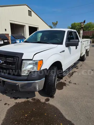 2013 Ford F-150 XL SuperCab 8-ft. Bed 4WD