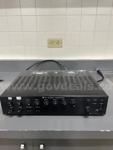 TOA 900 Series Amplifier A-906MK2