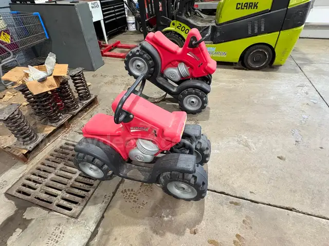 Playground Truck Spring Riders (Lot of 2)