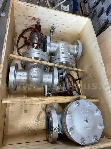 Valves, Gate Valves &#x26; Swing Check Valve, 6in, 600#, RF, CS, WCB, Bonney Forge, Qty 3