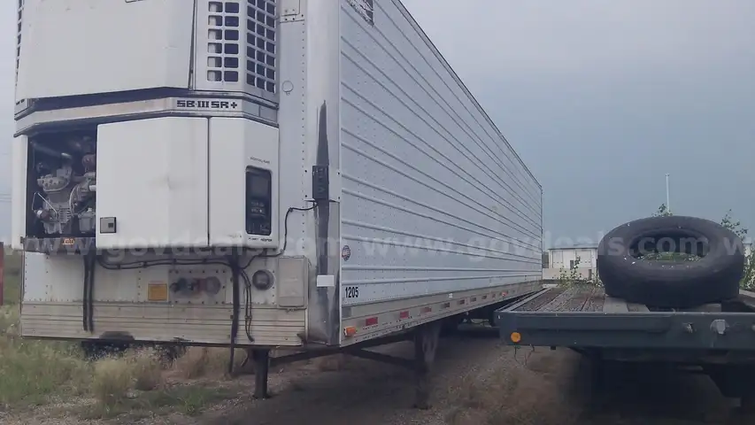 2001 Utility Trailer 53&#x27; Van Reefer Trailer