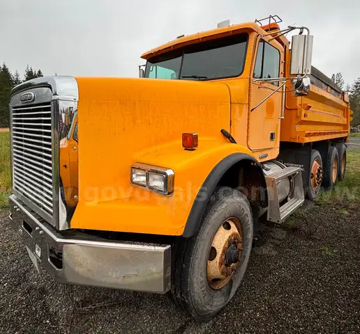 2003 Freightliner Dump Truck *Low Miles*