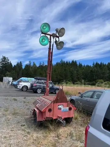 LIGHT TOWER