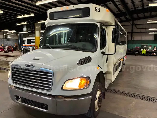 2014 Freightliner M2