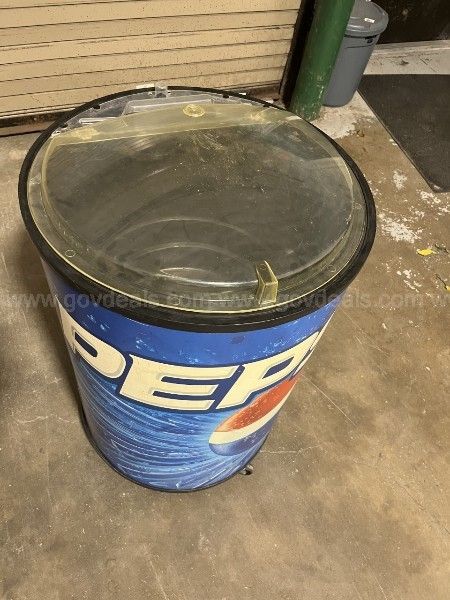 Pepsi cooler on sales wheels