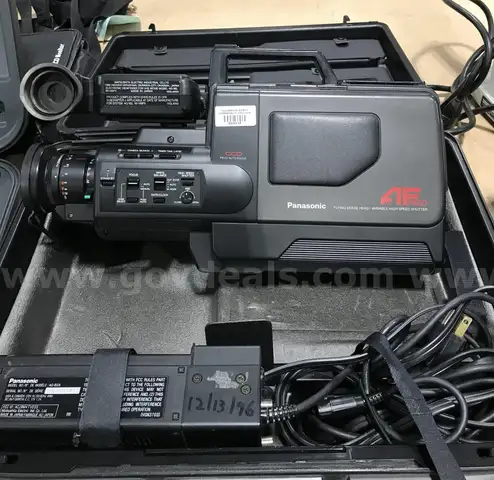 2 used VHS recorders. (OP)