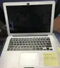 2 used MacBook Air. (op)