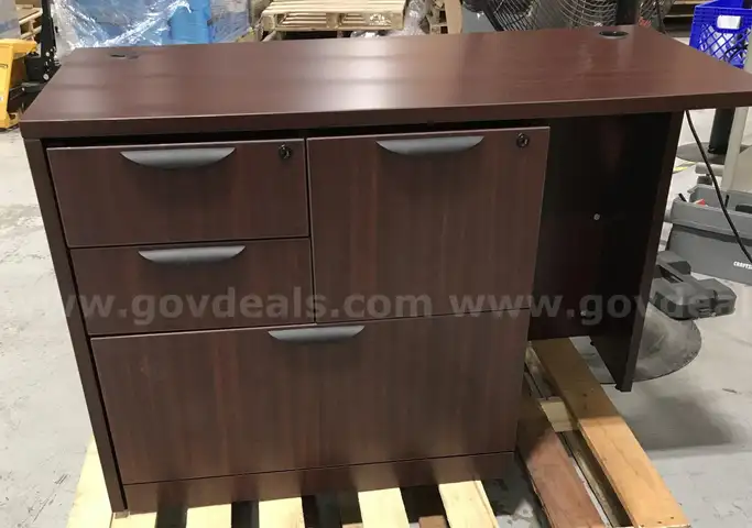 Used cherry wood looking desk. (OP)