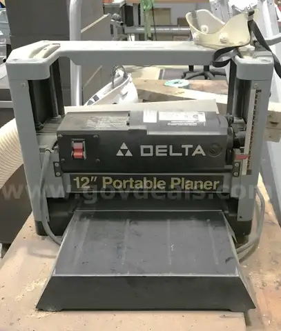 Used Delta portable planer model 22-540. (FW)