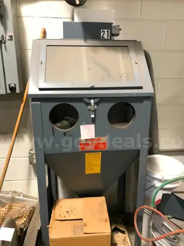 Used Trinco sandblaster. (FG)