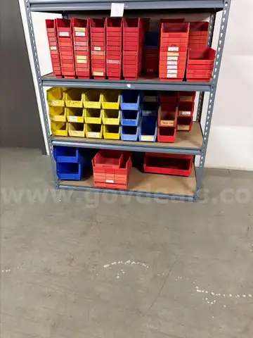 Used small plastic shelf bins for the workshop. (FM)