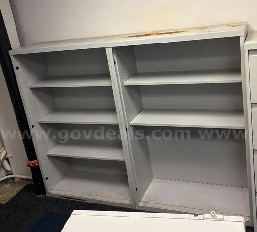 2 used 4ft shelves. (FM)