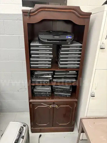 Laptop Computers ***UNKNOWN IF THEY WORK AND NO WAY TO CHECK***