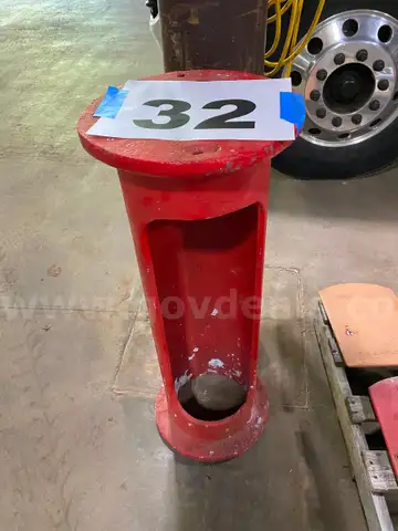Gamewell Equipment - Circular Pedestal