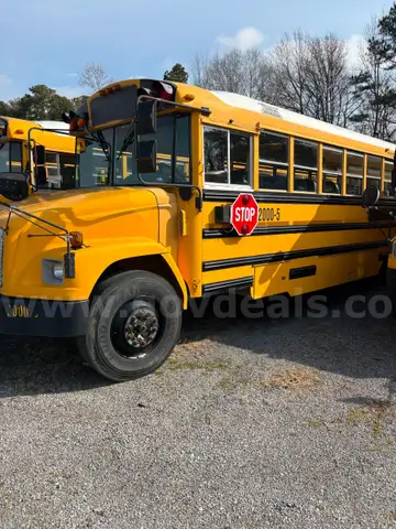 2000 Freightliner Bus