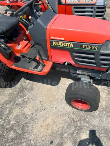 Tractor, Kubota BX2200D, Qty 1