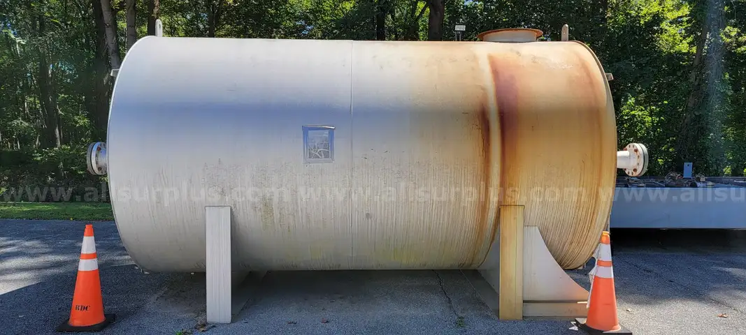 Heater Vessel, 8ft x 20ft x 10ft, w/ Condenser 7ft 8in x 30.5ft x 2ft, 1 Lot
