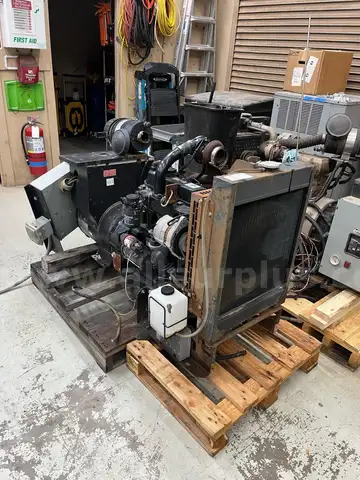 Genset, Marathon Magnaplus, 32kW Generator, w/ John Deere 3 Cylinder, 2.9L Turbo Engine
