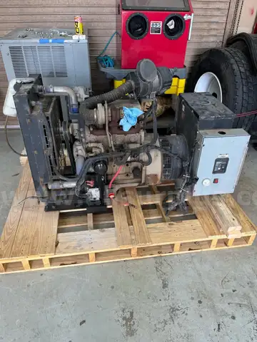Genset, Marathon Magnaplus, 32kW Generator, w/ John Deere 4 Cylinder, 2.4L Turbo Engine