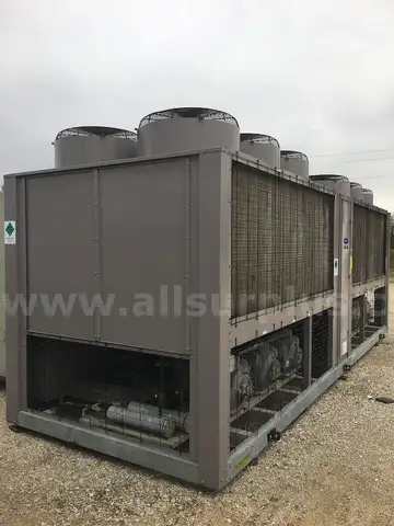210 TON COMMERICAL CHILLER