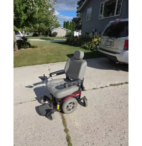 JAZZY 614 ELECTRIC WHEEL CHAIR