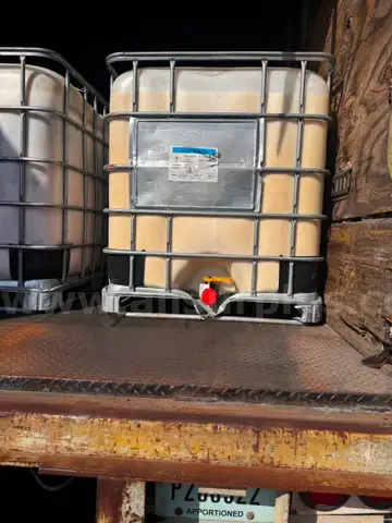 MaxSilk B270 water-based acrylic polymer dispersion with a silicone additive