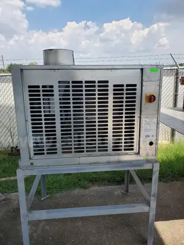 LARGE USED SURPLUS OF Walk-In Cooler Refrigeration Units and Evaporator Coils for Walk-in Coolers and freezers