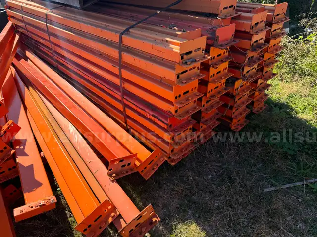 500 (approx)  teardrop-style pallet rack beams
