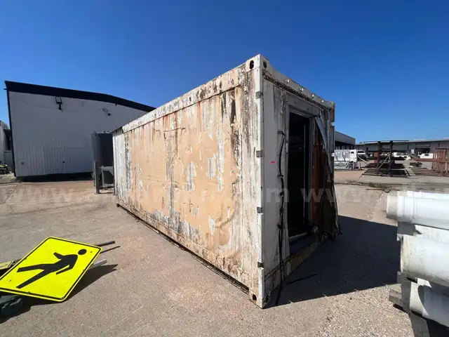 CARRIER TRANSICOLD REFRIGERATED CONTAINER WITH BACK UP POWER