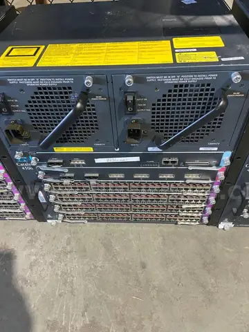 LARGE CISCO-SYSTEM NETWORKING SWITCHES