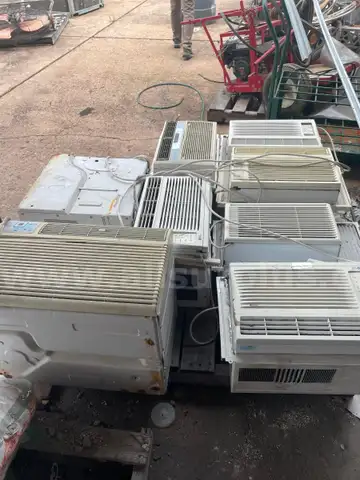 VARIOUS  AIR CONDITIONING WINDOW UNITS